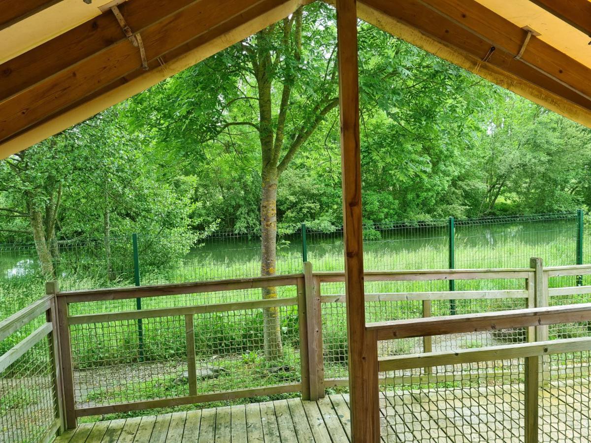 Resort & Camping - Val De Braye Bessé-sur-Braye Esterno foto