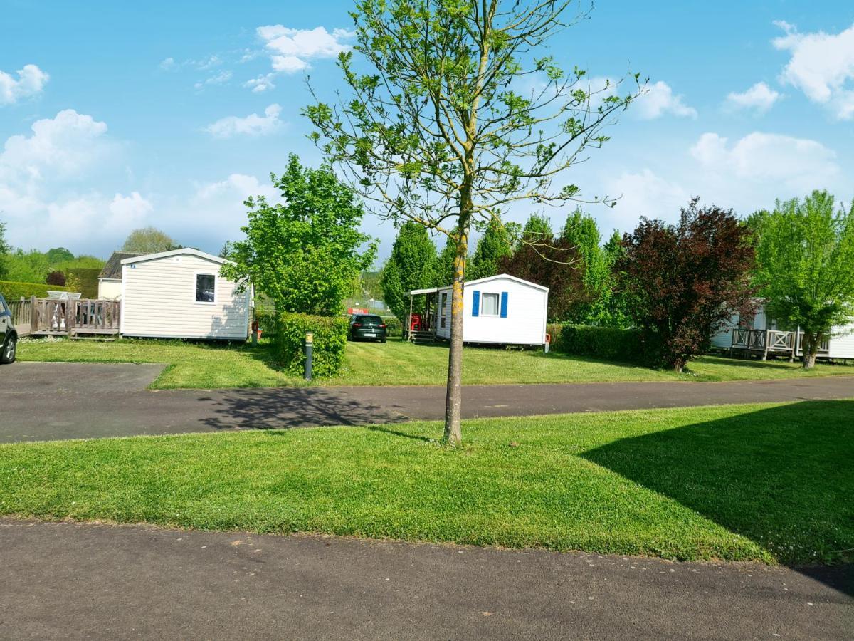 Resort & Camping - Val De Braye Bessé-sur-Braye Esterno foto