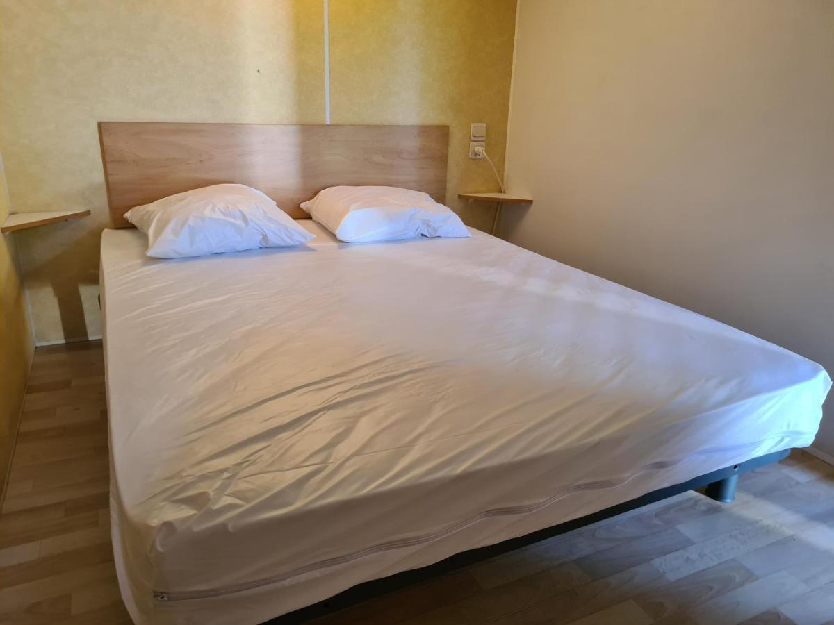 Resort & Camping - Val De Braye Bessé-sur-Braye Esterno foto